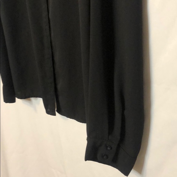 Black button down long sleeve top - Picture 4 of 5